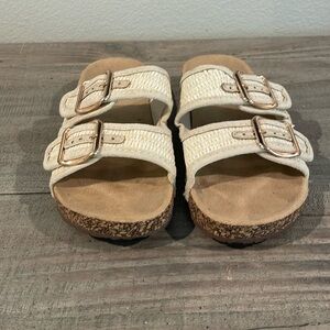 Size 6 bamboo slides